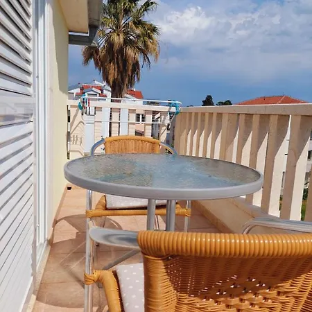 Apartment Roko Kastela