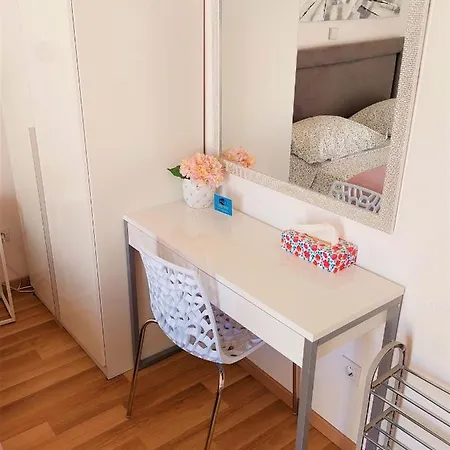 Roko Apartment Kastela
