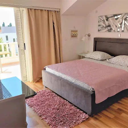 Roko Apartment Kastela