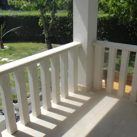 Roko Apartman Kastela