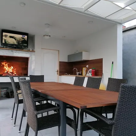 Roko Apartment